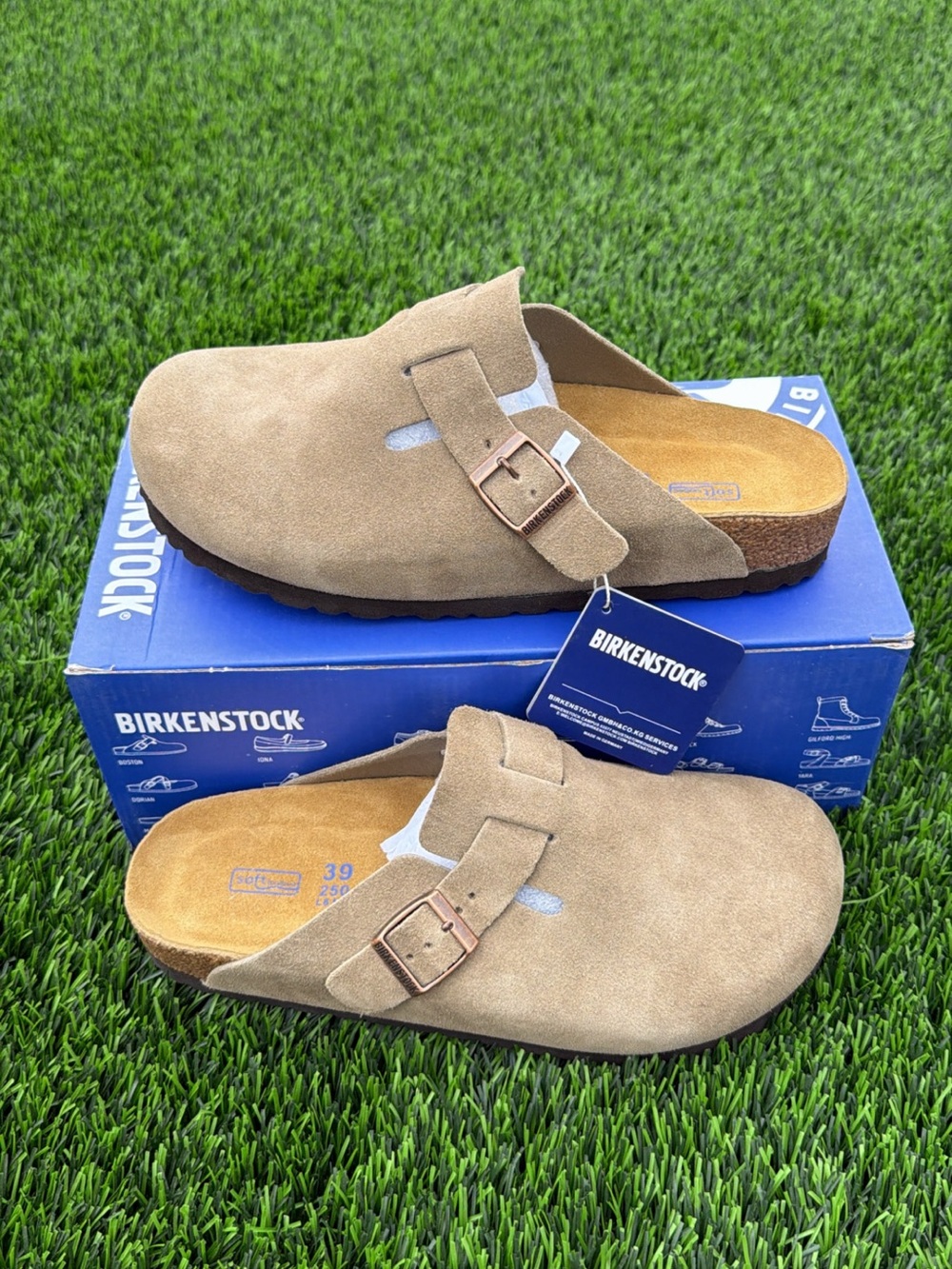 Birkenstock Boston Taupe Narrow Fit Multiple Sizes - Picture 2 of 2
